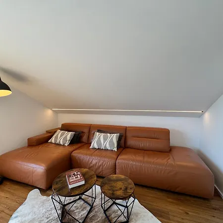 Lifestyle Am Steinsberg, Self Check In, Terrasse, Burg Blick Apartman *