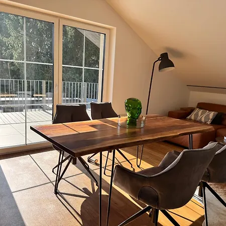 Lifestyle Am Steinsberg, Self Check In, Terrasse, Burg Blick