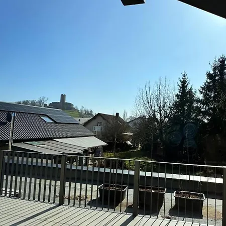 Appartement Lifestyle Am Steinsberg, Self Check In, Terrasse, Burg Blick Sinsheim